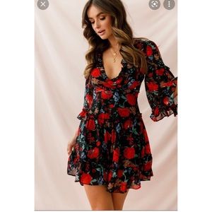 Selfie Leslie Albany lace back dress